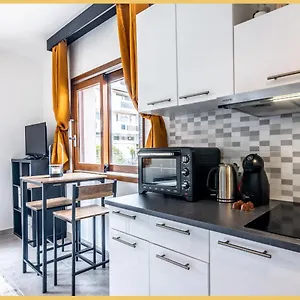 splendide-studio-haut-de-gamme.hotels-rhonealpes.com/