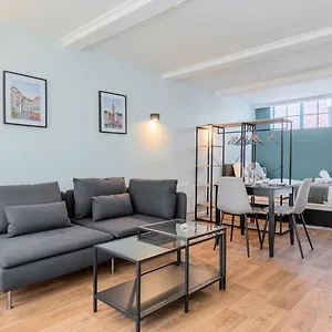 Vieux-lille/hypercentre: Lovely Equipped Appartement